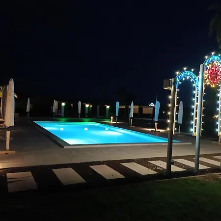 Masseria Pallanzano Con Piscina ファームステイ オートラント