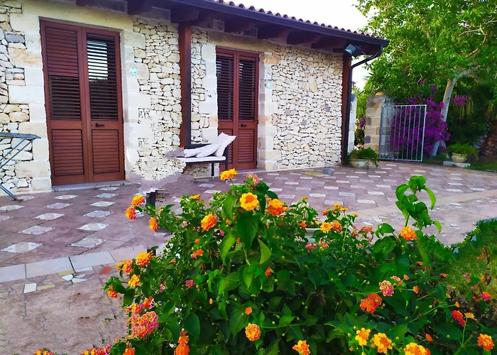 Masseria Pallanzano Con Piscina Farmház *
