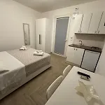 مزرعة للإقامة Masseria Pallanzano Con Piscina