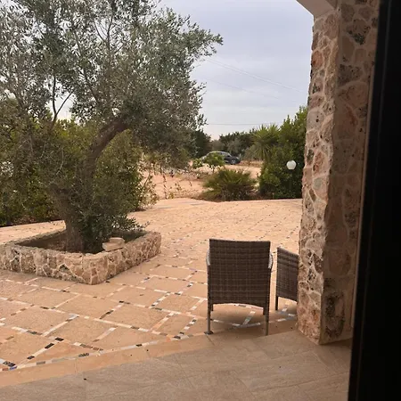 Masseria Pallanzano Con Piscina בית חווה אוטרנטו