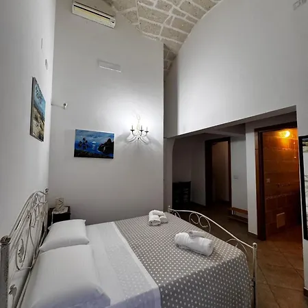 Masseria Pallanzano Con Piscina בית חווה אוטרנטו