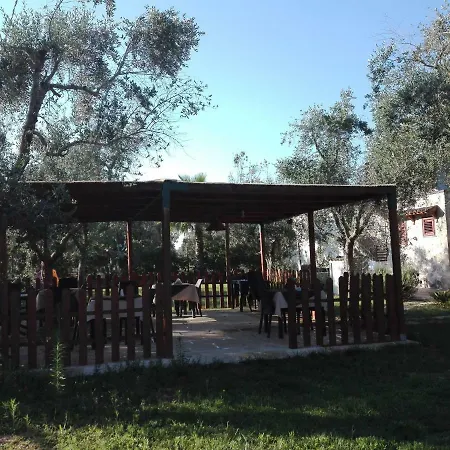 Masseria Pallanzano Con Piscina Farm stay Otranto