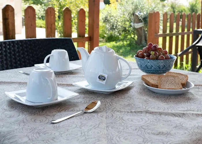 Masseria Pallanzano Con Piscina Farm stay Otranto