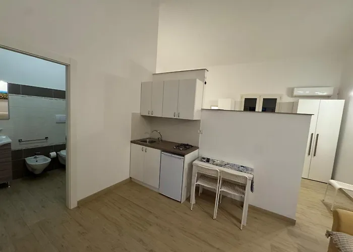 팜스테이 Masseria Pallanzano Con Piscina 오트란토