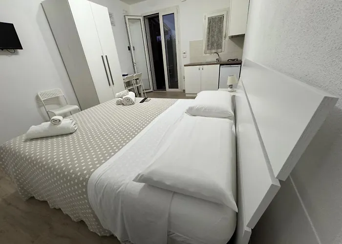 Masseria Pallanzano Con Piscina Farm stay